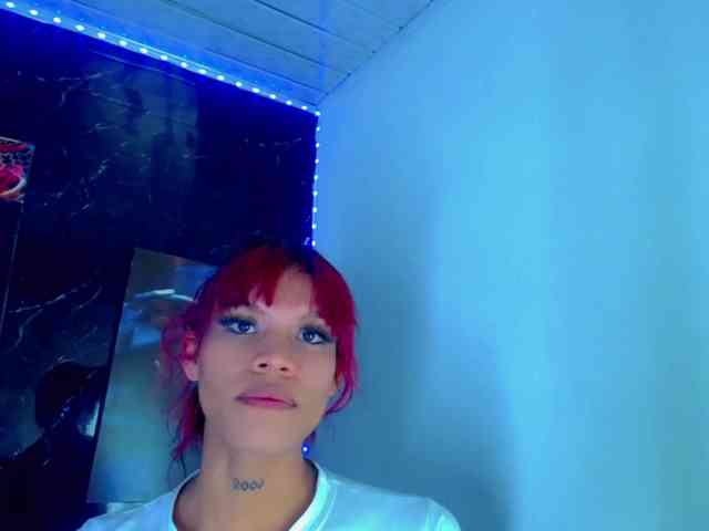 KeishasexyBrood Sex Cam Show