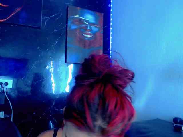 KeishasexyBrood Sex Cam Show