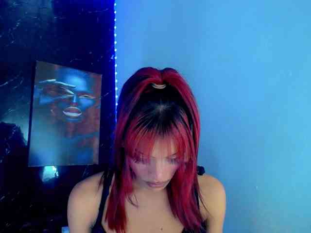 KeishasexyBrood Sex Cam Show