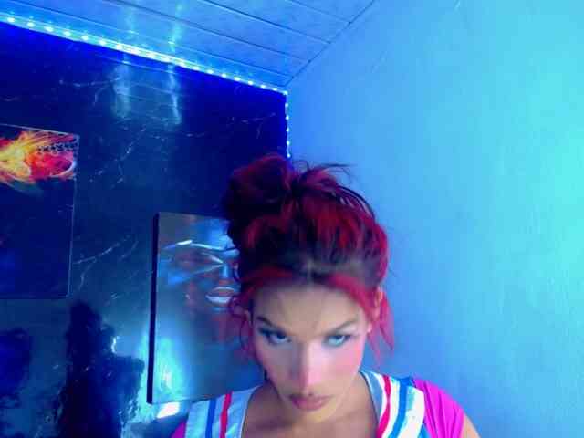 KeishasexyBrood Sex Cam Show
