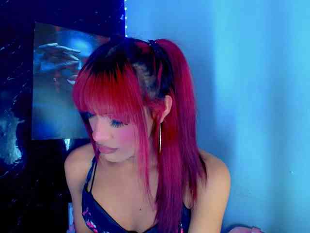 KeishasexyBrood Sex Cam Show