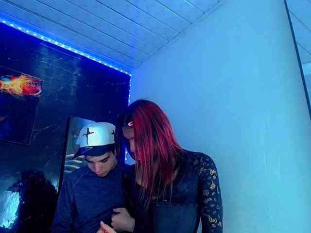 Keishasexybrood's cam show statistics and live stream