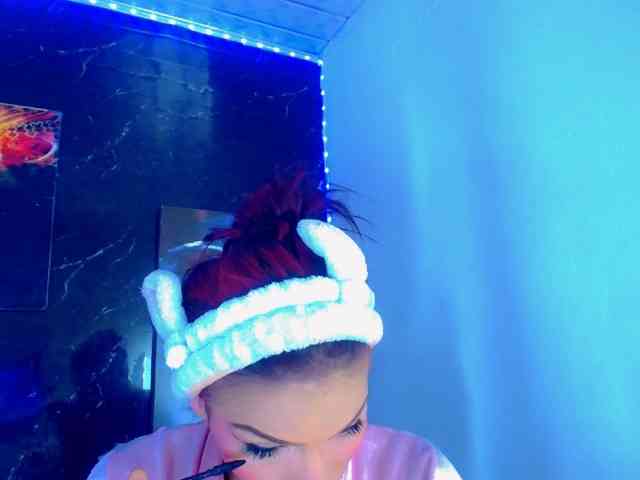 KeishasexyBrood Sex Cam Show