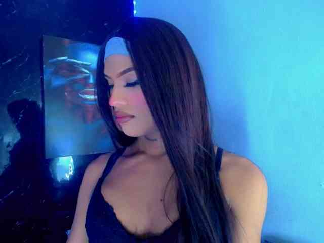 KeishasexyBrood Sex Cam Show