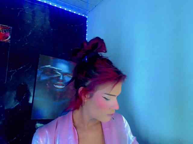 KeishasexyBrood Sex Cam Show