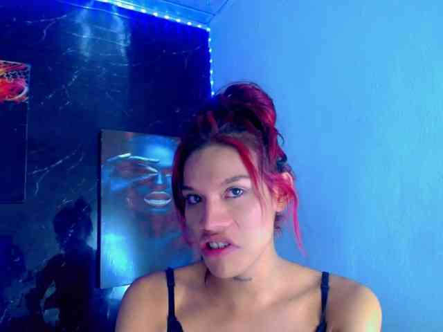 KeishasexyBrood Sex Cam Show