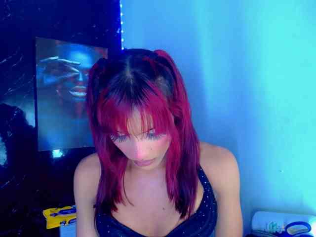 KeishasexyBrood Sex Cam Show