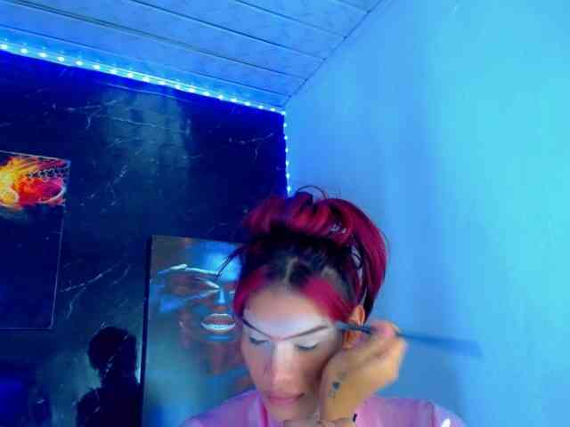 KeishasexyBrood Sex Cam Show