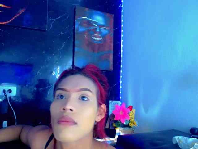 KeishasexyBrood Sex Cam Show