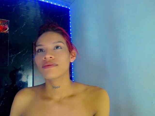 KeishasexyBrood Sex Cam Show