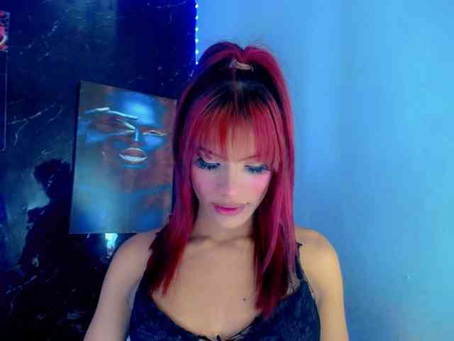 KeishasexyBrood Sex Cam Show