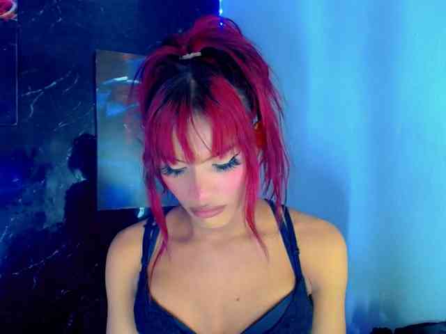 KeishasexyBrood Sex Cam Show