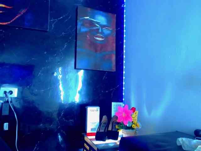 KeishasexyBrood Sex Cam Show