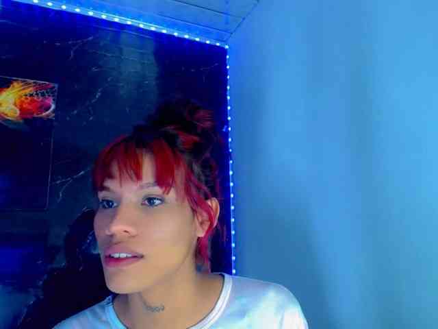 KeishasexyBrood Sex Cam Show