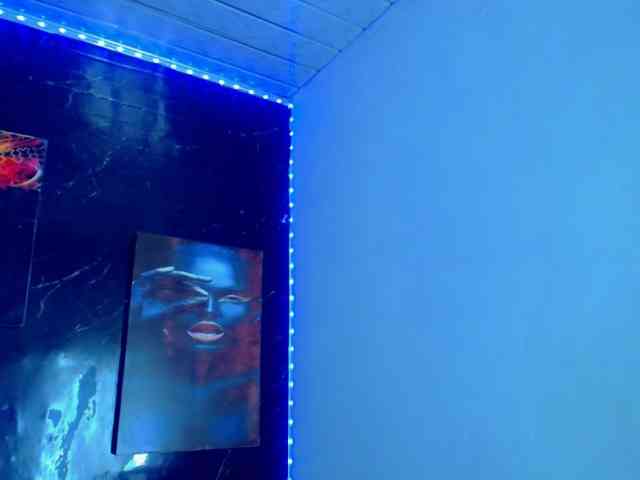 KeishasexyBrood Sex Cam Show