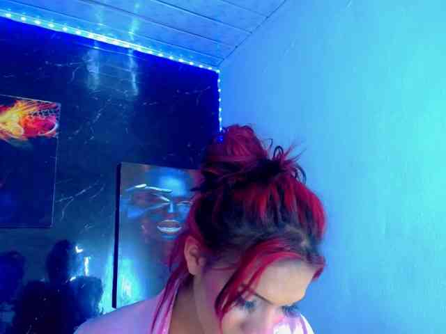 KeishasexyBrood Sex Cam Show