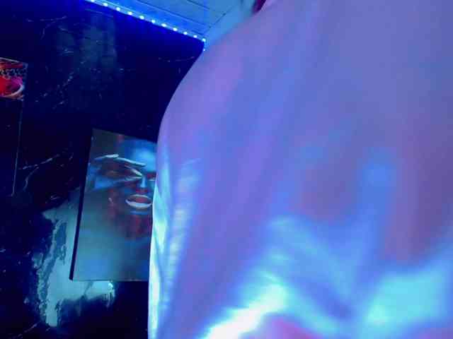 KeishasexyBrood Sex Cam Show