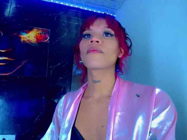 KeishasexyBrood Sex Cam Show