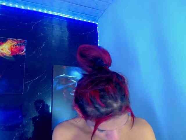KeishasexyBrood Sex Cam Show