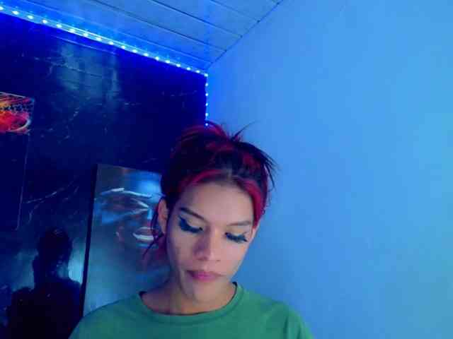 KeishasexyBrood Sex Cam Show