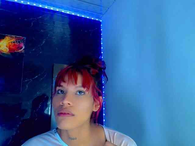 KeishasexyBrood Sex Cam Show