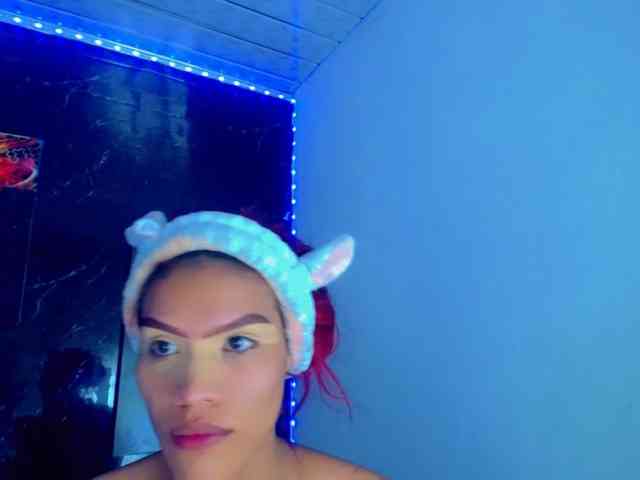 KeishasexyBrood Sex Cam Show