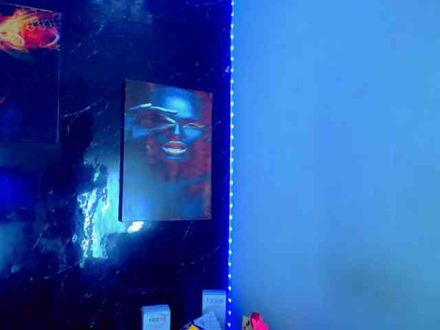 KeishasexyBrood Sex Cam Show