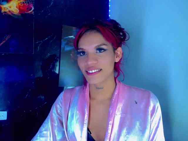 KeishasexyBrood Sex Cam Show