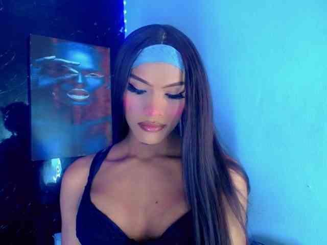 KeishasexyBrood Sex Cam Show