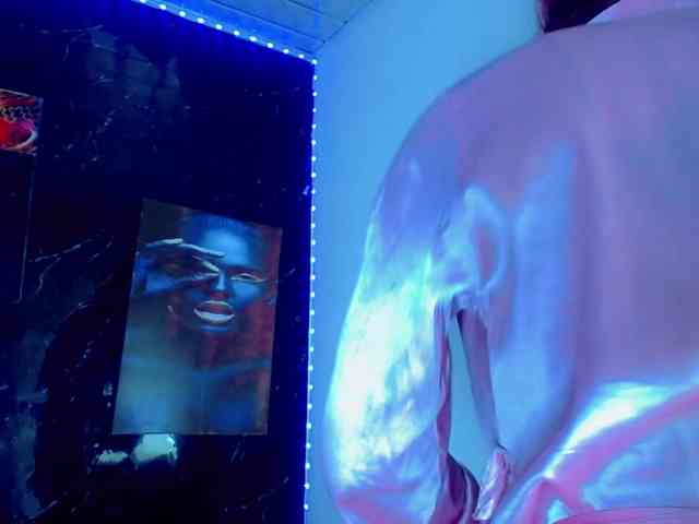 KeishasexyBrood Sex Cam Show