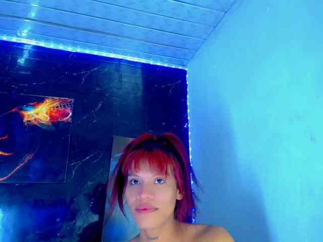 KeishasexyBrood Sex Cam Show