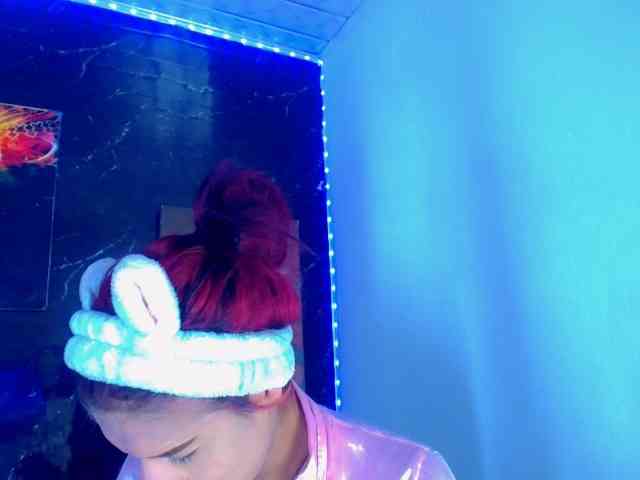 KeishasexyBrood Sex Cam Show