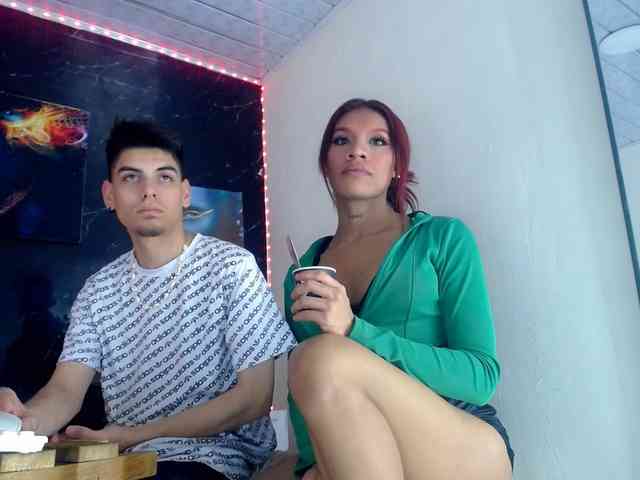 Keishasexybrood's cam show statistics and live stream