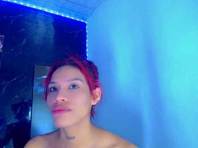 KeishasexyBrood Sex Cam Show