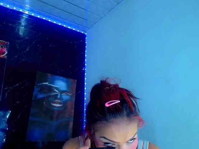 KeishasexyBrood Sex Cam Show