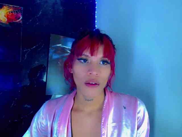 KeishasexyBrood Sex Cam Show