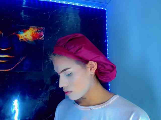 KeishasexyBrood Sex Cam Show