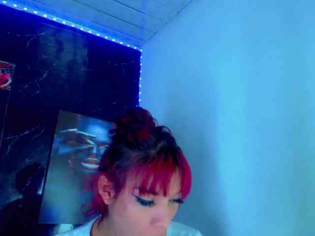 KeishasexyBrood Sex Cam Show