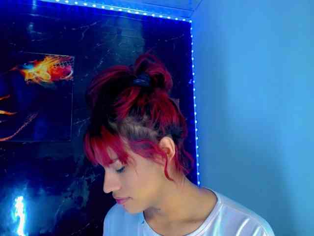 KeishasexyBrood Sex Cam Show