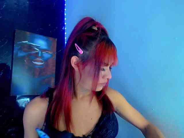 KeishasexyBrood Sex Cam Show