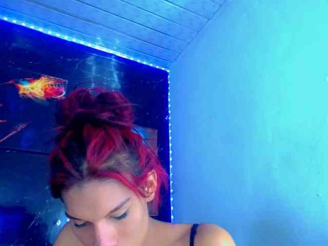KeishasexyBrood Sex Cam Show