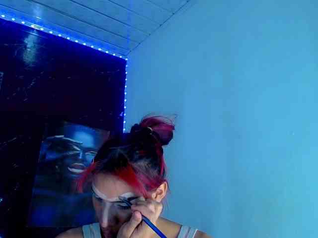 KeishasexyBrood Sex Cam Show