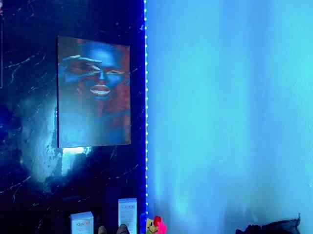 KeishasexyBrood Sex Cam Show