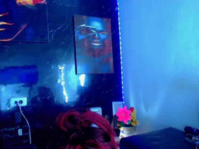KeishasexyBrood Sex Cam Show
