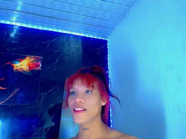 KeishasexyBrood Sex Cam Show