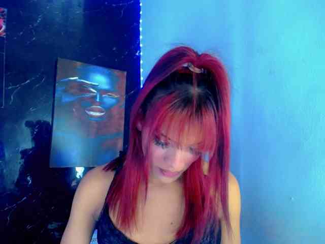 KeishasexyBrood Sex Cam Show