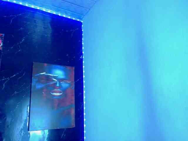 KeishasexyBrood Sex Cam Show