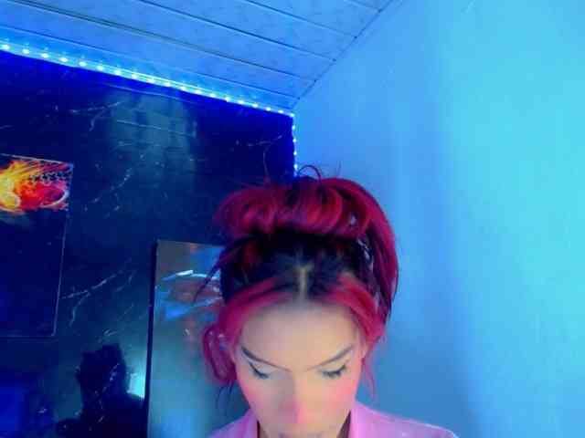 KeishasexyBrood Sex Cam Show