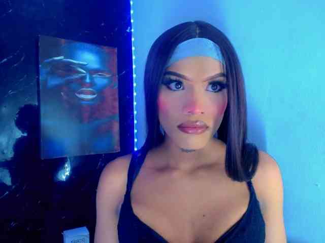 KeishasexyBrood Sex Cam Show