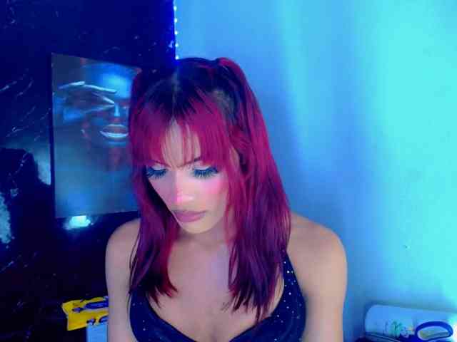 KeishasexyBrood Sex Cam Show